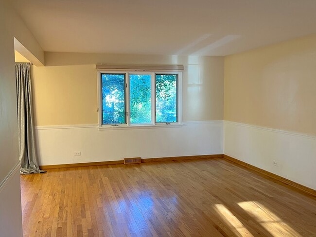 Photo - 2720 Kincaid Dr