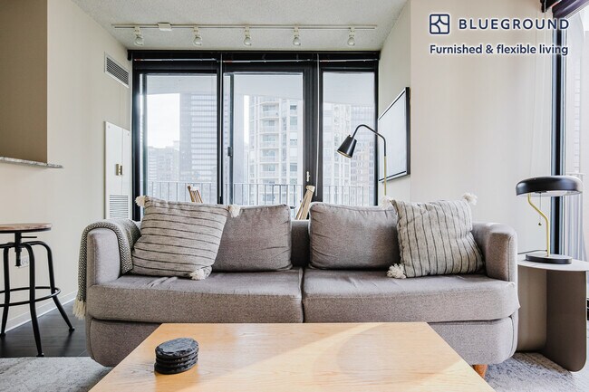 Photo - 225 N Columbus Dr Unit FL19-ID1198