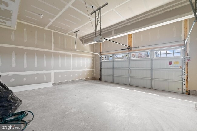 Photo - 148 W Baltimore St