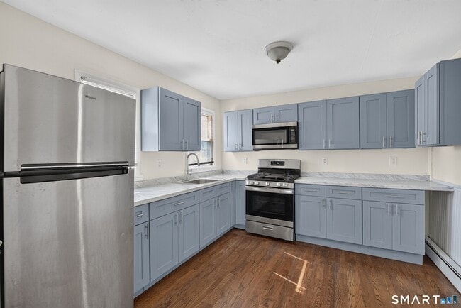 Photo - 40-44 Vine Street Unit 3