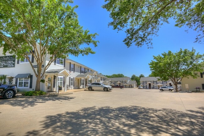 Sanibel Executive Suites - Sanibel Executive Suites