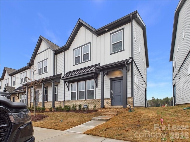 Photo - 5511 Wolfpack Aly