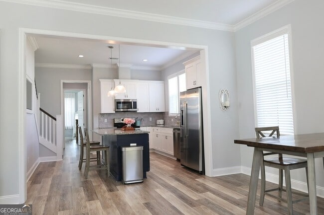 Photo - 110 Hamlet Cir