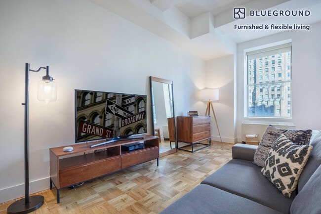 Photo - 67 Wall St Unit SI FL22-ID227