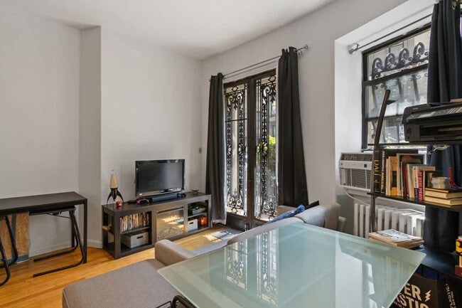 Photo - 43 W 85th St Unit SI ID1470323P