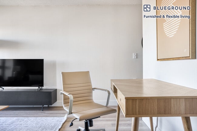 Photo - 270 Babcock St Unit FL18-ID822