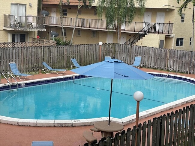 Building Photo - 8600 SW 109th Ave Unit 4220