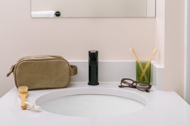 Photo - 17 S Wabash Ave Unit SI ID1504146P