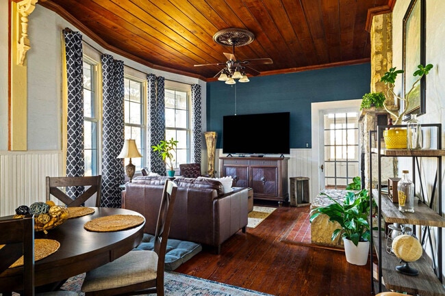 Photo - 11 Maytum Pass Unit ID1054131P