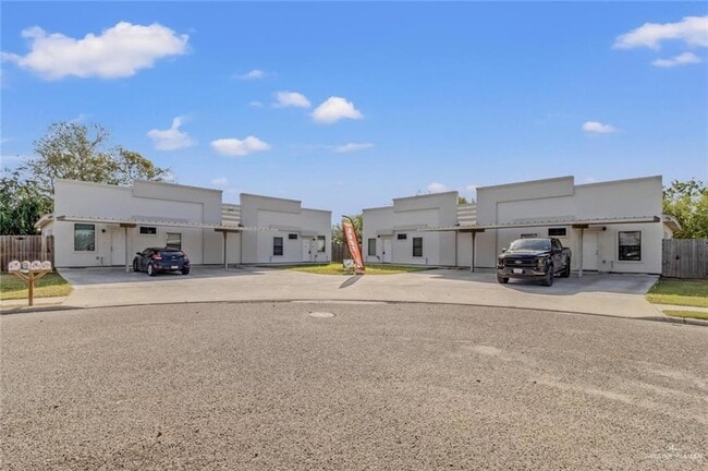 Building Photo - 1200 W Harrison Ave Unit 2