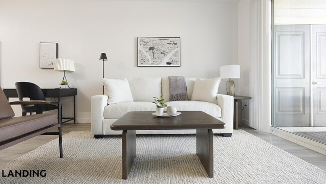 Building Photo - 4000 N Albion St Unit F203