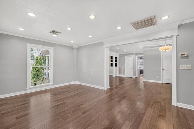 Photo - 3215 Arthur Dr