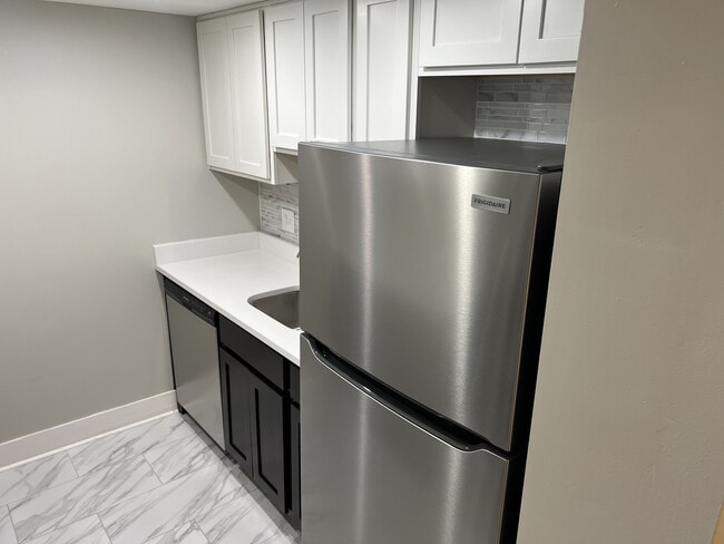 1 Bedroom - Chateaugay Apartments