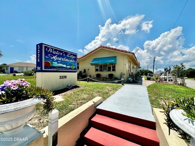 Building Photo - 3226 S Atlantic Ave Unit 5