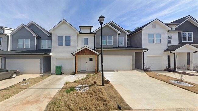 Building Photo - 4011 Redan Rd