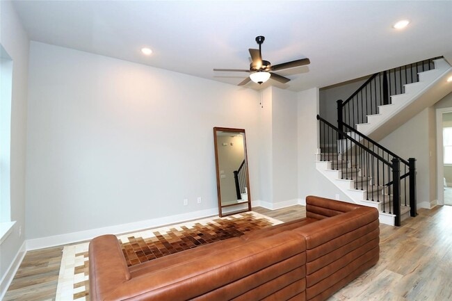 Photo - 4932 Hidden Grove Dr