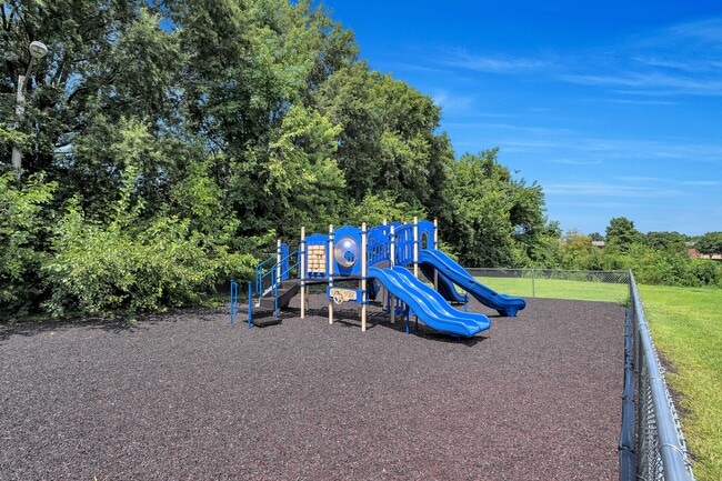 Photo - BayPointe Crossing