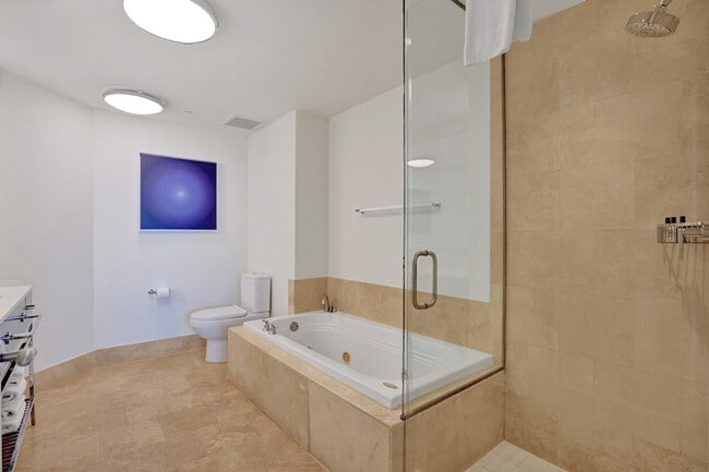 Photo - 4401 Collins Ave Unit SI ID1540436P