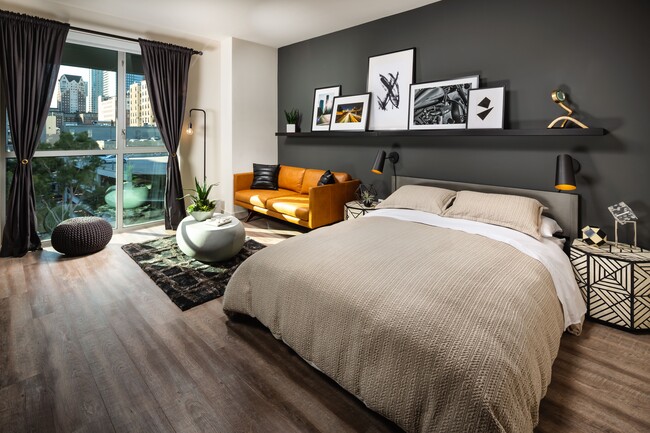 Photo - Topaz Apartments