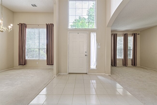 Photo - 9701 Thorncliff Dr