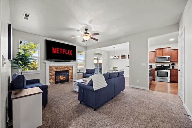 Building Photo - 10130 W Brownstone Dr Unit SI ID1308988P