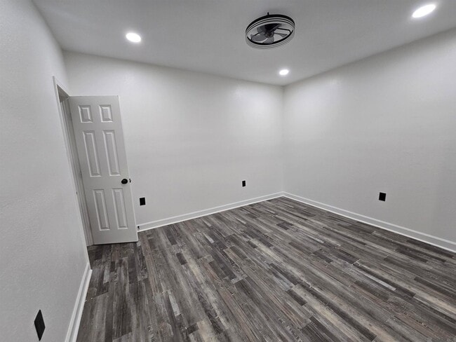 Photo - 2920 Sherwood St Unit A