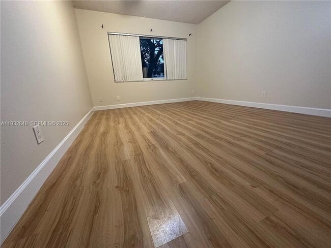 Photo - 5800 NE 22nd Way Unit 508