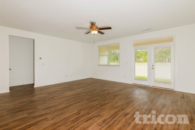 Photo - Tricon Stapleton Park