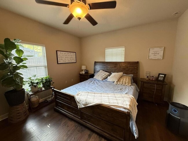 Photo - 315 Egan Dr