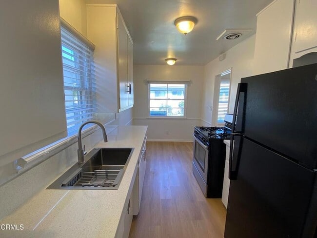 Photo - 2452 E Washington Blvd