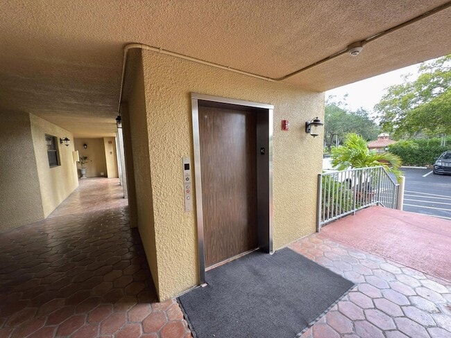 Photo - 700 Uno Lago Dr Unit 305