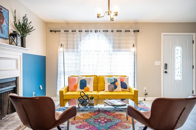 Building Photo - 1267 Sweet Pine Dr Unit ID1299390P