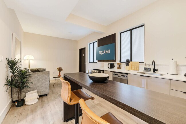 Photo - 3031 NE 4th Ave Unit ID1272305P