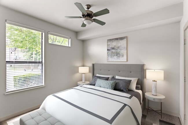 Photo - Olympus Midtown