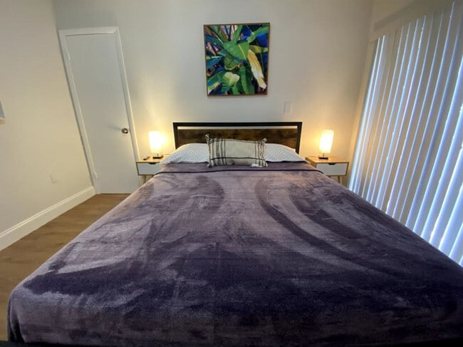 Photo - 470 SW 7th St Unit ID1056518P