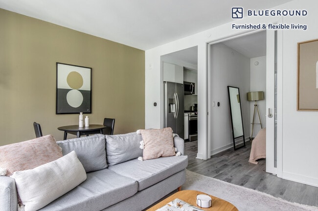 Photo - 949 1st St SE Unit SI FL11-ID883