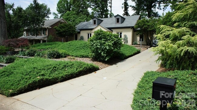 Photo - 4400 Woods End Ln