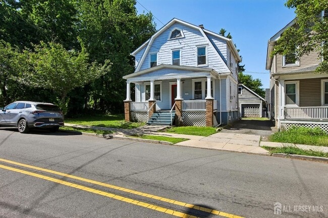Photo - 10 Handy St