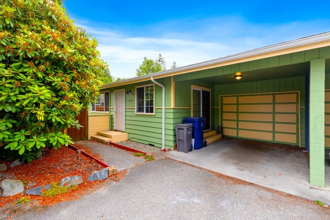 Photo - 15704 Ash Way Unit SI ID1256072P