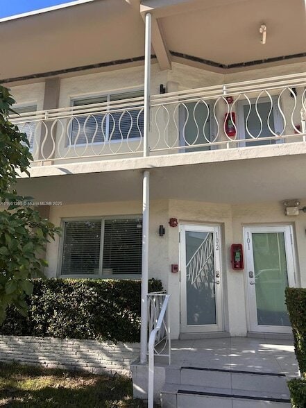 Photo - 1601 Meridian Ave Unit 201