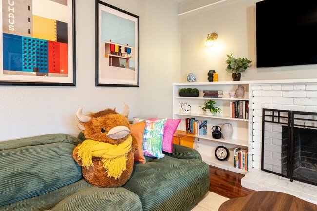 Building Photo - 771 Century Dr Unit SI ID1495743P