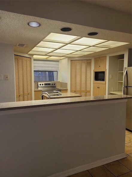 Photo - 305 Centennial Blvd