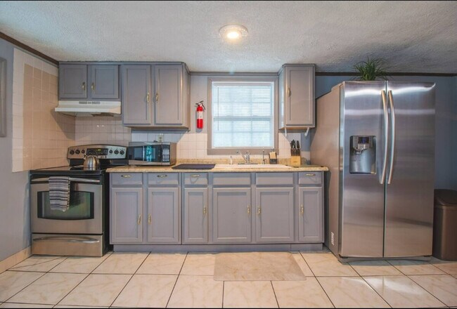 Photo - 1735 Grayson Dr Unit ID1094204P