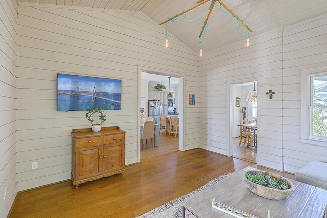 Building Photo - 1624 Diddy Dr Unit SI ID1504780P