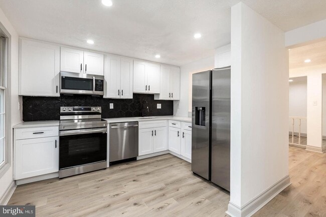 Photo - 17409 Founders Mill Dr