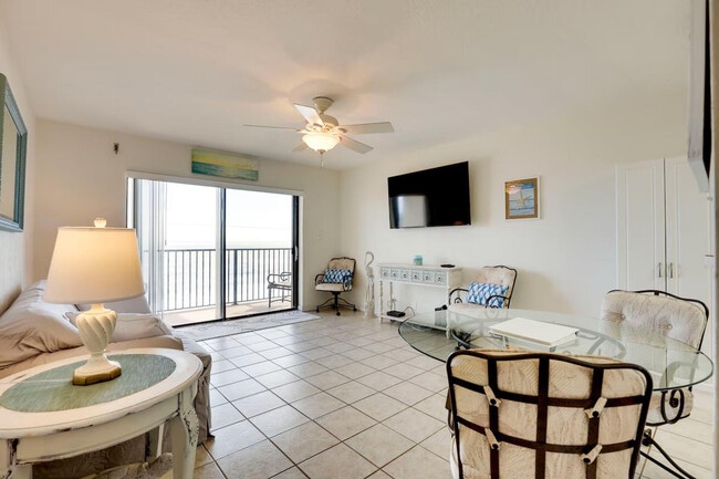 Building Photo - 2700 Ocean Shore Blvd Unit SI ID1386123P