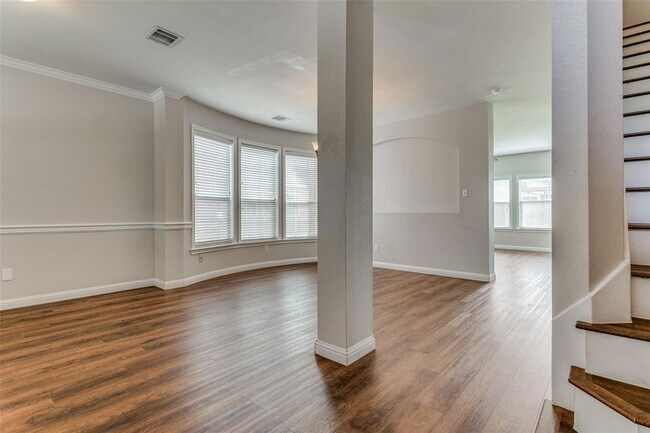 Photo - 2813 Kickapoo Cavern Dr