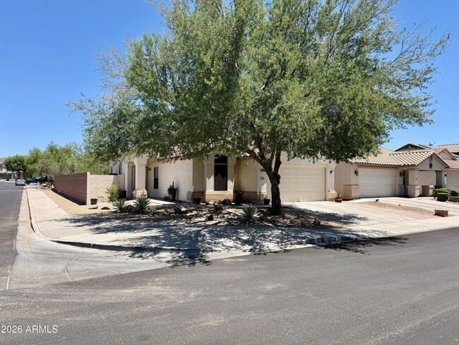 Building Photo - 27725 N 23rd Dr