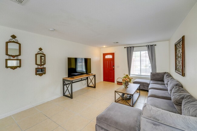 Photo - 8524 Gracious Pine Ave Unit SI ID1588174P