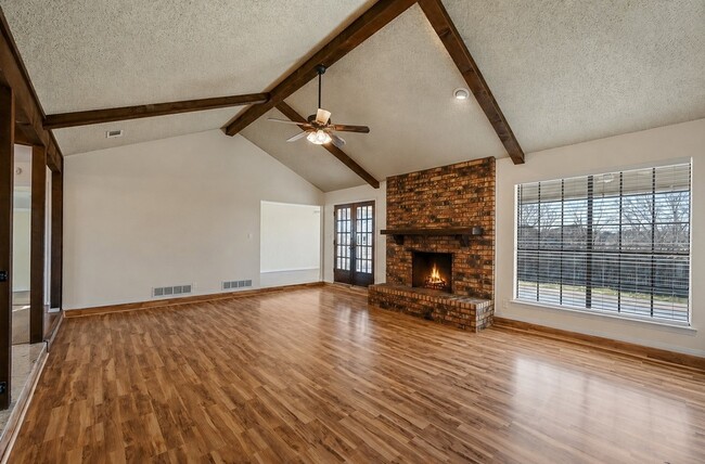 Photo - 8721 Hidden Hill Dr